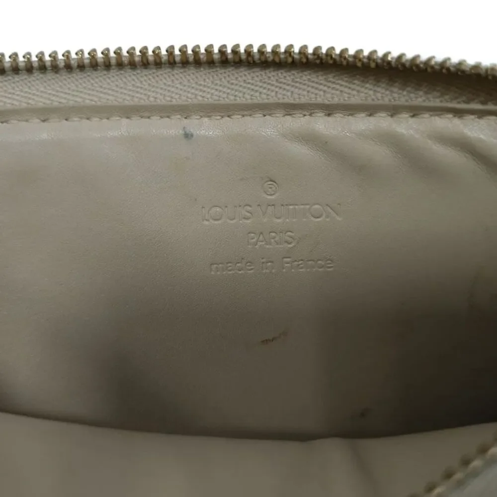 Louis Vuitton Lexington Monogram Pochette Bag in Beige Patent Leather - Picture 7 of 12